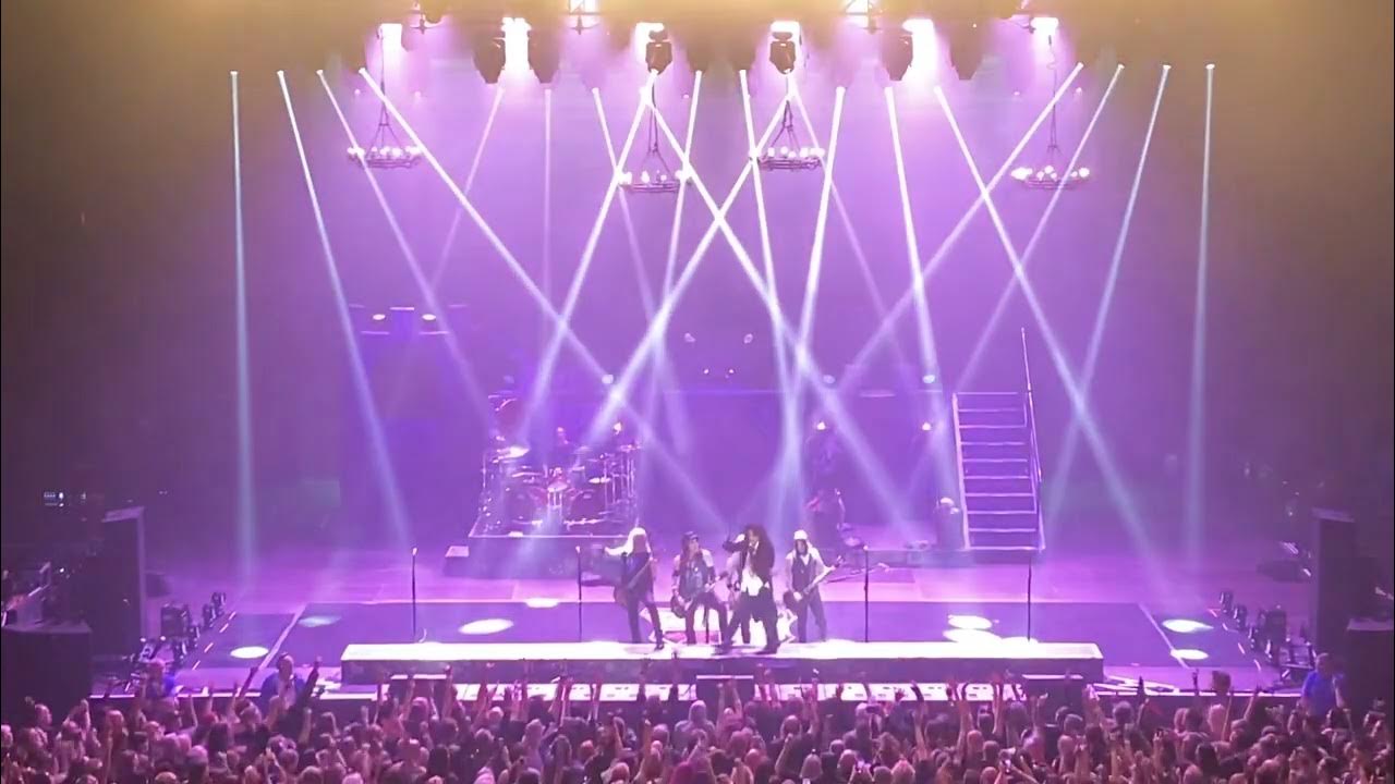 ALICE COOPER POISON LIVE SWANSEA ARENA ARENA ABERTAWE 23/05
