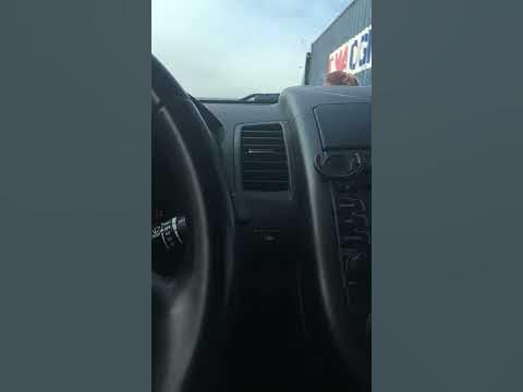 Kia Soul front end squealing noise - YouTube