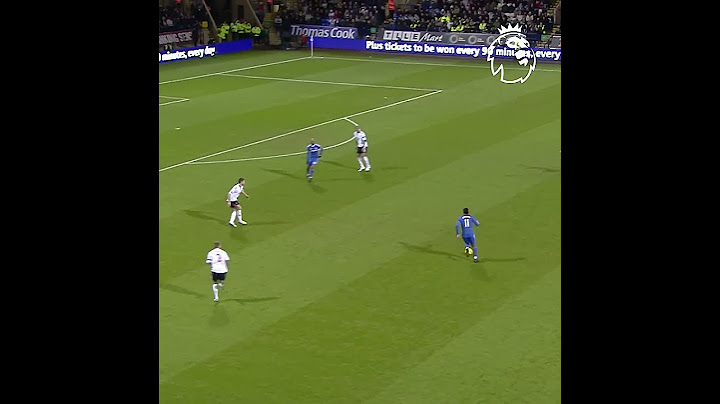 Crazy knuckleball goal! (Wait for the replay)