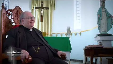 Qual a função do padre exorcista?