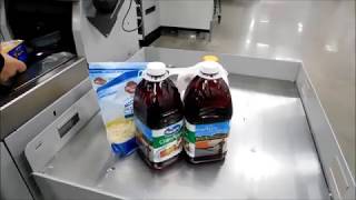 Shopping in BJ's Wholesale Club, Wellsley Farms Signature Aged Cheddar Cheese, Cakes & Cupcakes