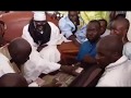 Liked on YouTube: S. Mountakha, reçoit une valise de 100 millions de Touba ca Kanam comme première........