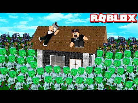 Canavarlara Karşı Güçlü Bir Ev Yap ve Kendini Savun!! - Panda ile Roblox Build and Survive!