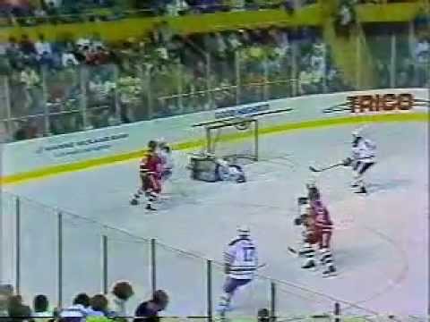 Ærlighed Optimisme udrydde 9/1/1989 Super Series - Buffalo Sabres vs. Soviet Red Army (Full w/  Commercials) - YouTube