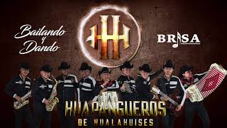 Video thumbnail of "Huapangueros de Hualahuises - Bailando y Dando"