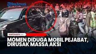 Download Lagu Diduga Mobil Pejabat, Rusak Dihajar Massa Ditengah Aksi Bubarkan DPR RI MP3 Download Lagu Diduga Mobil Pejabat, Rusak Dihajar Massa Ditengah Aksi Bubarkan DPR RI MP3