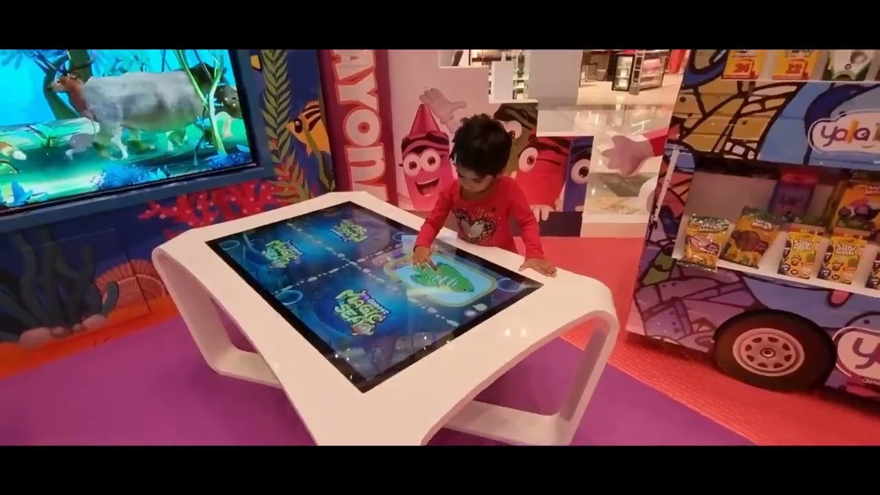 Crayon's | Playtime | Mall of Qatar | Fun | Building Blocks | Touch & Play