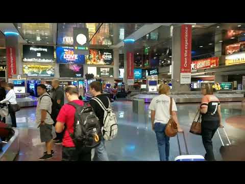 Video: Die Besten Orte Zum Essen Und Trinken Am Flughafen Las Vegas McCarran
