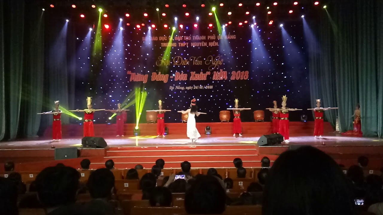 Đất Nước Lời Ru ( Giải Nhất Văn Nghệ THPT NGUYỄN HIỀN 2018 )