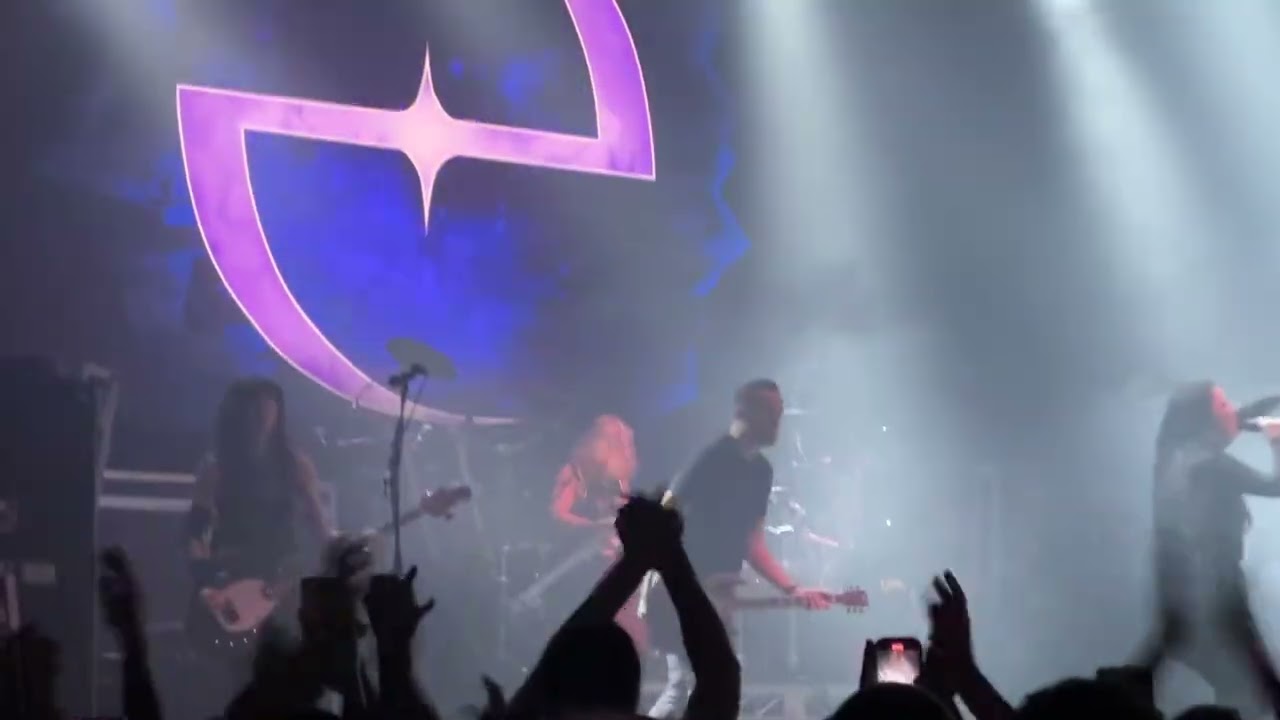 Evanescence - Bring Me to Life - live Perth Australia, 30th October 2025 Metro City