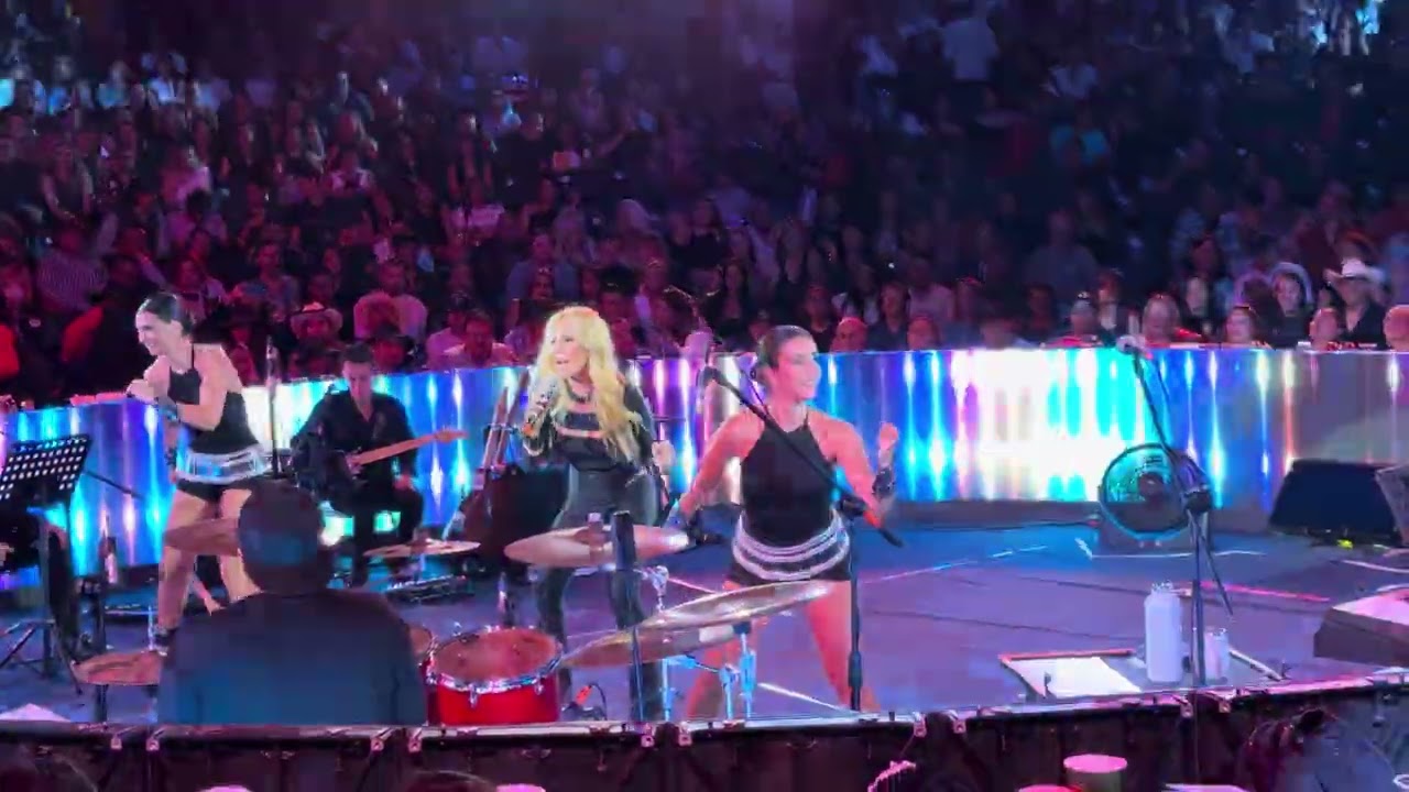 Marta Sanchez Bailando Sin Salir de Casa Feria Palenque San Luis Potosí México Dancing Queens 