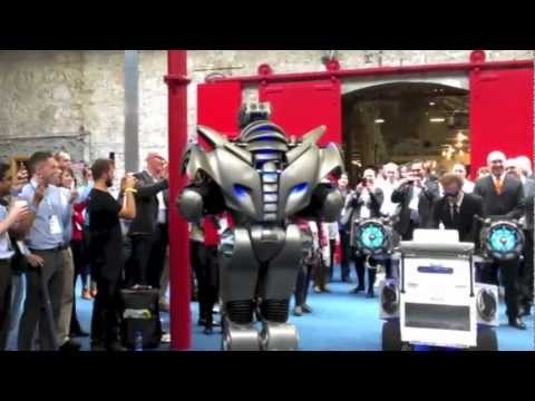 Titan the Robot at the Dublin Web Summit 2012