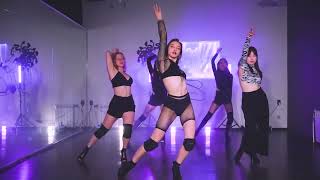 Britney Spears, Ginuwine, Altego - Toxic  Pony | High Heels | by Kat Voronina | MedUZA Dance Studio Resimi