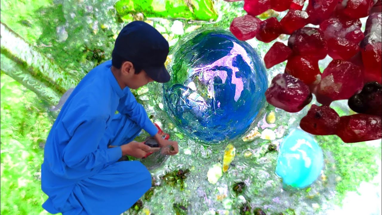 Really valuable, these diamond, agate, crystal, ball that grow in