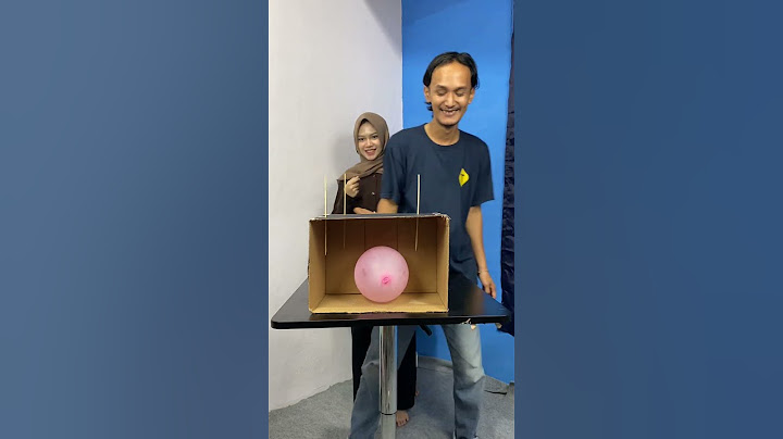 playing popping balloons in a cardboard box 🎈😂 #short #lolipolifamily