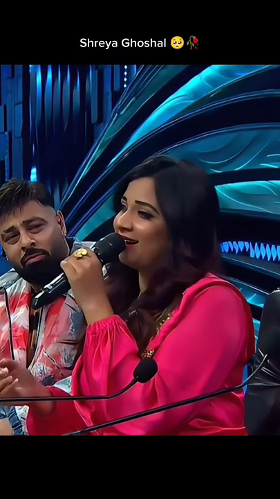 Dhadak - Shreya Ghoshal Live Performance #shreyaghoshal #trending #shorts