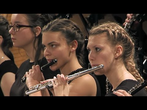 видео: Brahms - Hungarian Dances No. 5 & 6 conducted by Maciej Tomasiewicz