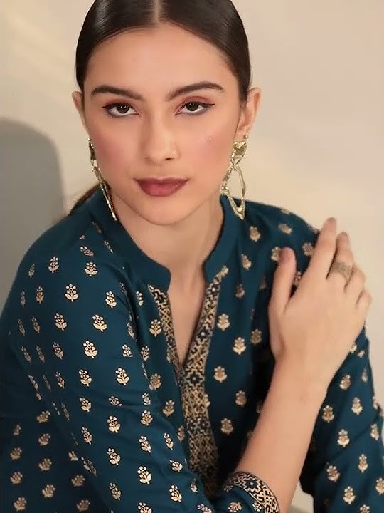 Samah Women Printed Rayon Straight Kurta