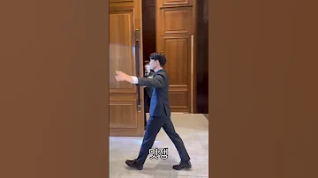 인싸는 결혼식때 이렇게 입장합니다 