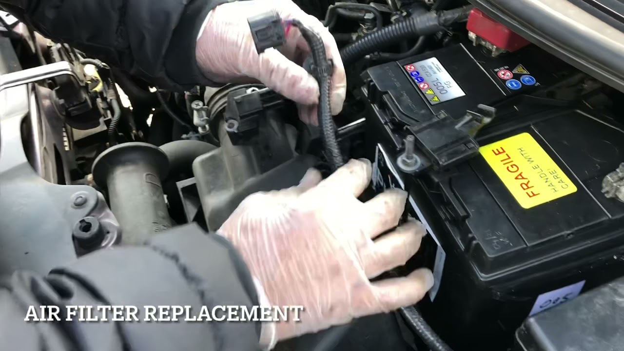 How to replace air filter in Toyota Urban Cruiser - YouTube