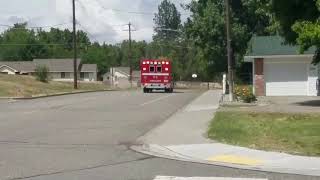 Benton County Fire Protection District 2 Medic 1221 Responding