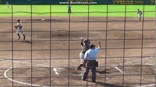 鳥羽２回表２死３塁、１番・西崎 和真 空振り三振