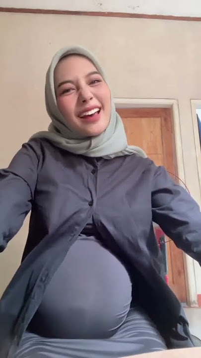 Bumil Kembar Hijab😘 #bumilkembar #pregnant #bumilbesar #hamilcantik #baby #bumil #hijab #twins