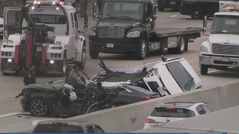 One killed in pile-up crash that shut down I-805