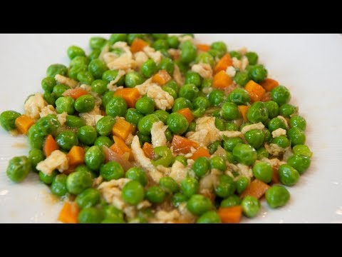 Vidéo: Pois Sautés Sautés Aux Oignons Verts Et Radis