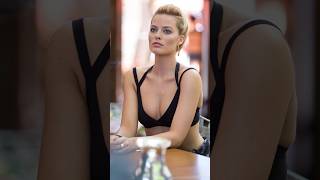 Video thumbnail of "🥵Top 5 Margot Robbie Movies In Hindi Dubbed #shorts #netflix #amazon"