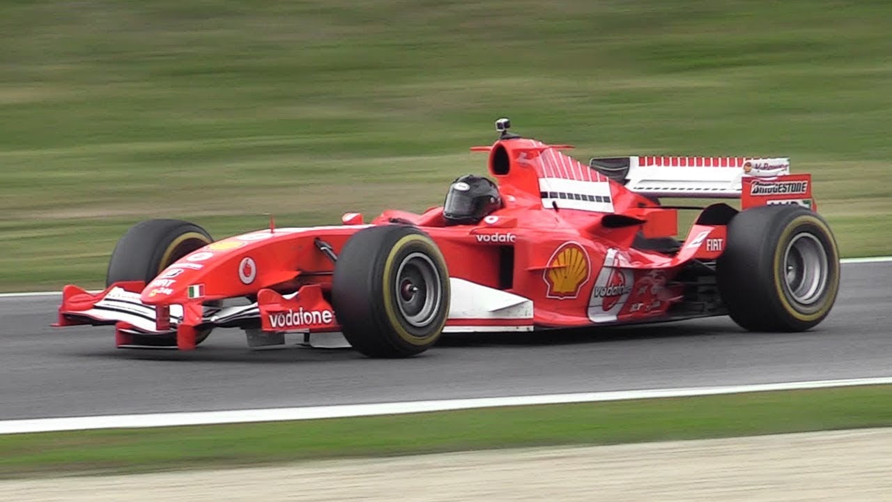 Ferrari F2005 F1 V10 ex Barrichello EPIC Sound on Track!