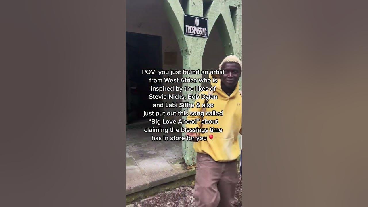 Big love ahead out everywhere 🎈🕊️#monroviaboy #folkmusic #whatthefolk #bigloveahead #boniver #stev