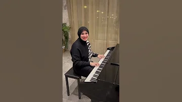 عمر خيرت قضية عم احمد Piano By Nahla Elbebawy Piano Music Pianocover Pianomusic Pianist 
