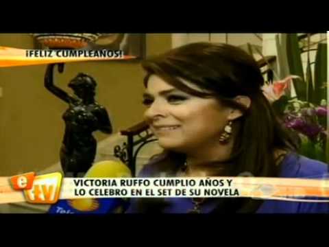 Victoria Ruffo en el Escandalo Tv 01-06-2011