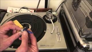 MAINTAINING  A VINYL TURNTABLE HOW TO KEEP IT CLEAN AND WORKING IN TIP TOP CONDITION