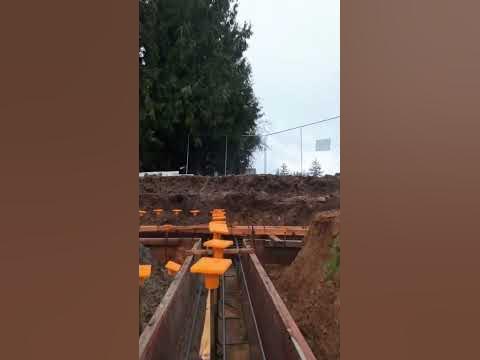 setting concrete forms - YouTube