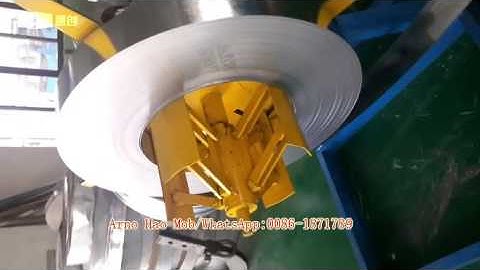 Automatic changing size stud and track roll forming machine