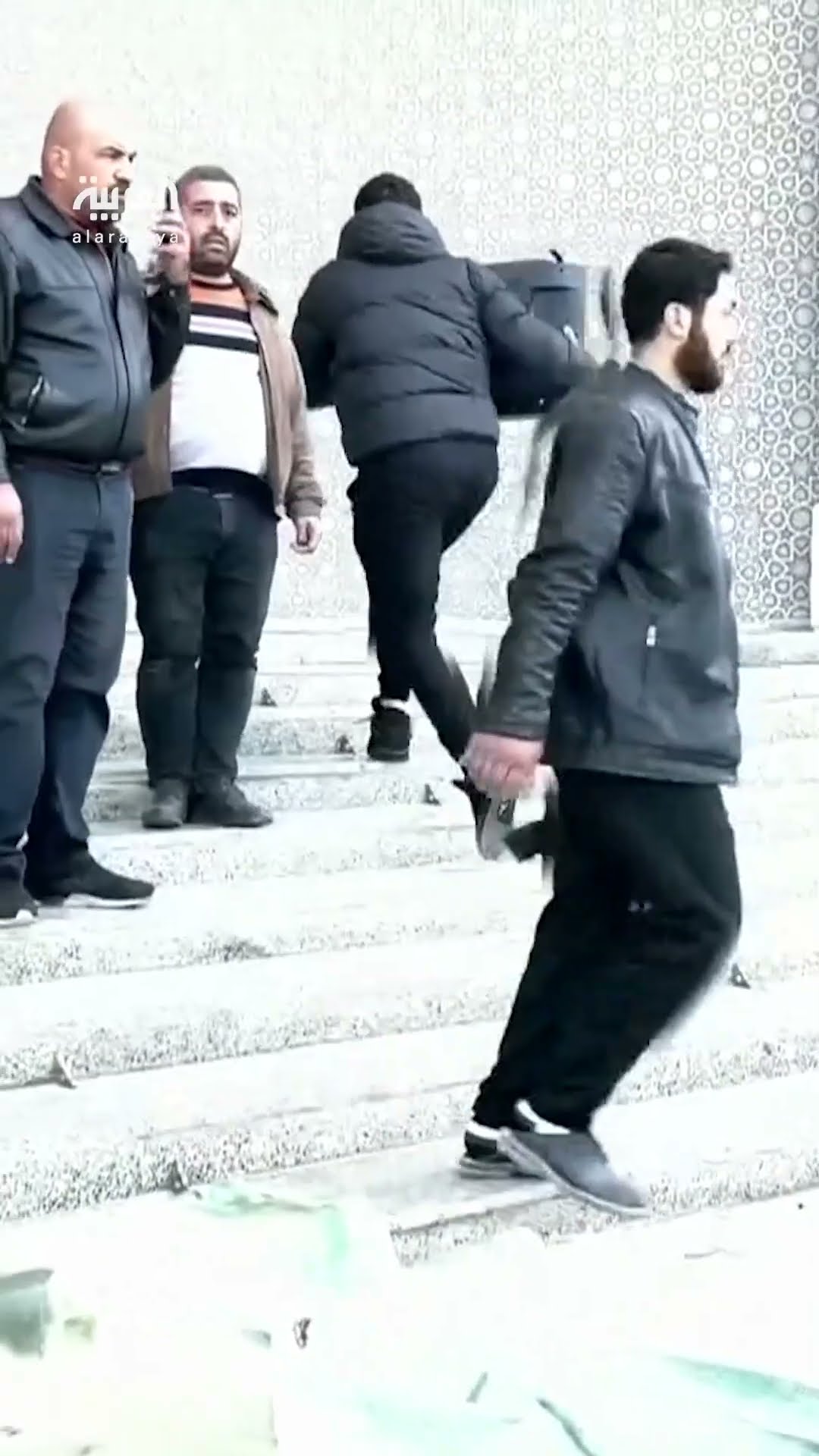 وزير الصناعة السوري سامر خليل للعربية: اجتماعات تجري الآن لضمان استمرار خدمات الحكومة