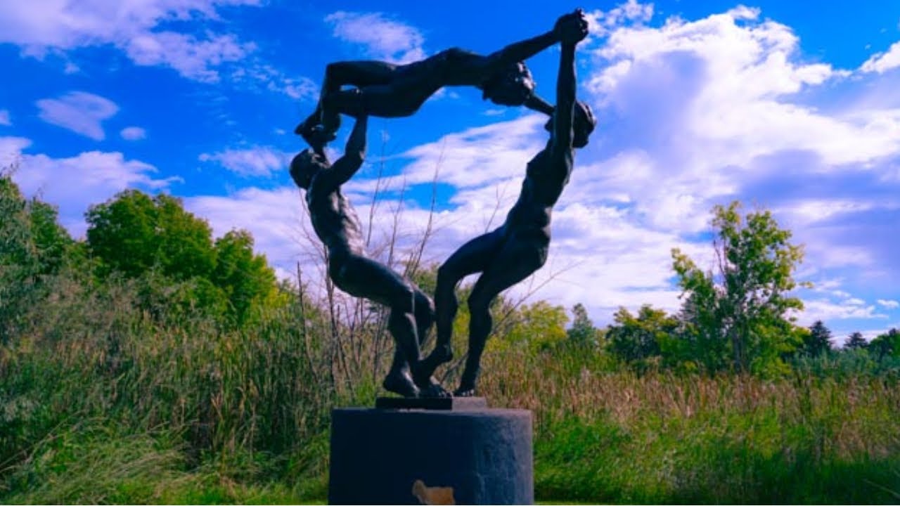 Benson Sculpture Gaden