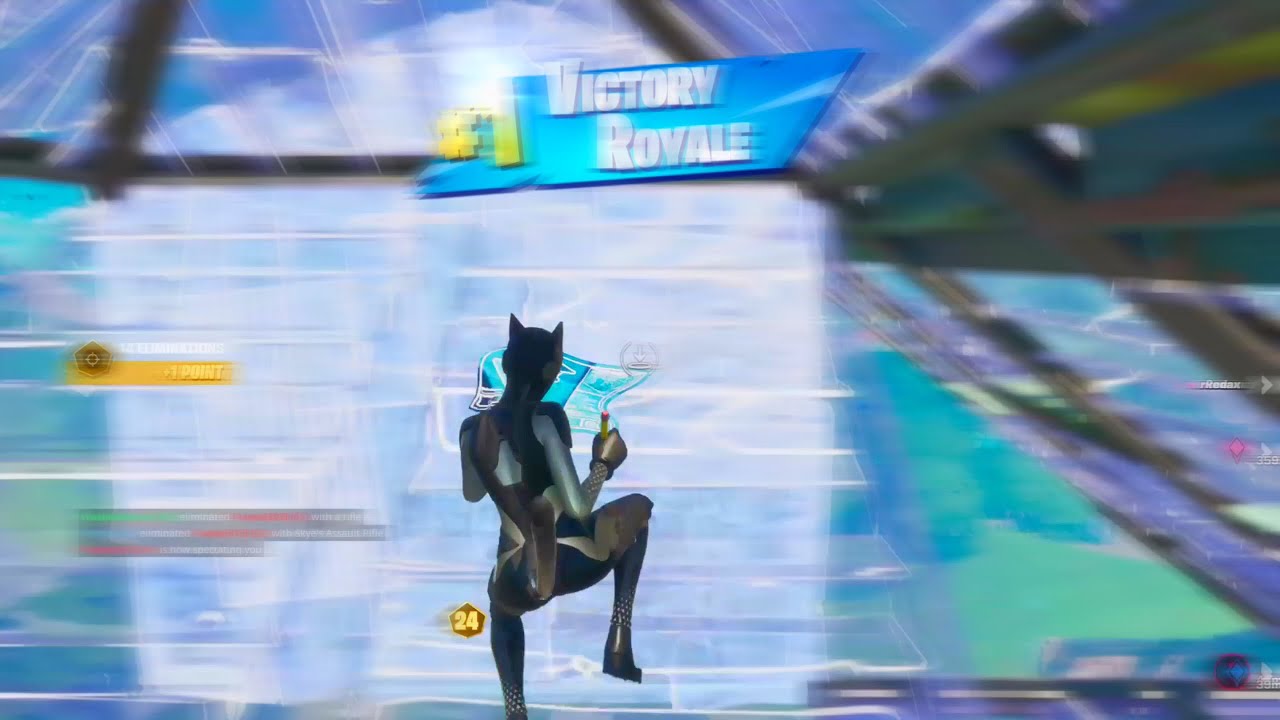 When A Smooth PC Builder Plays on Console 🤩