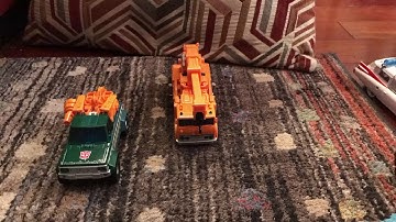 Transformers Earthrise Grapple and Hoist stop motion transformation