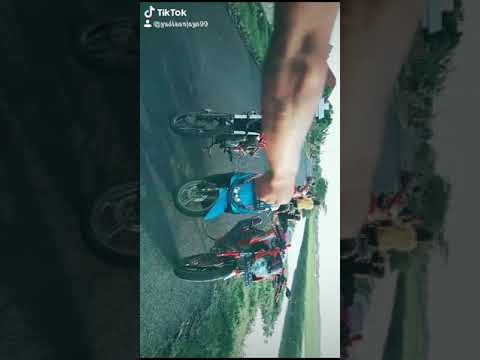 orang-gila-demam-tik-tok-😂