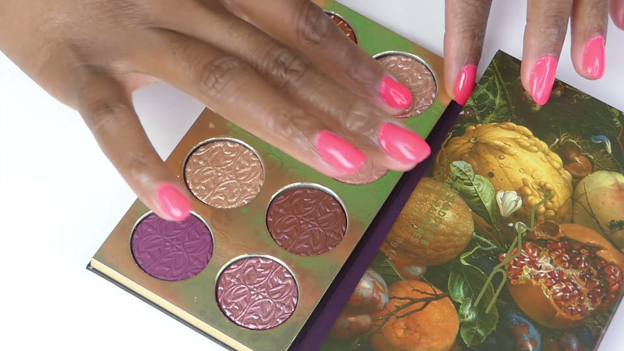 MAC TEMPTING FATE Palette Swatches