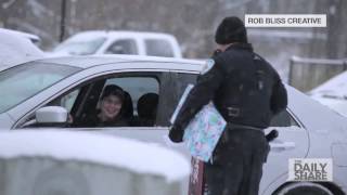Police pull over locals and give them presents!