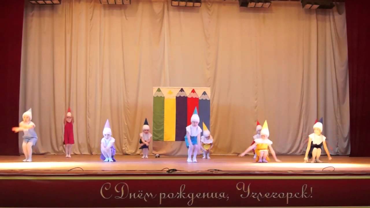 13986 Детская хореографическая студия Мириданс   п  Углегорск Коробка с карандашами