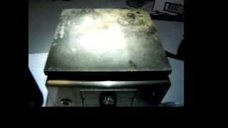 Crackle Test --- Testing for Water Content of Hydraulic Oils --- Mineral & Phosphate Ester