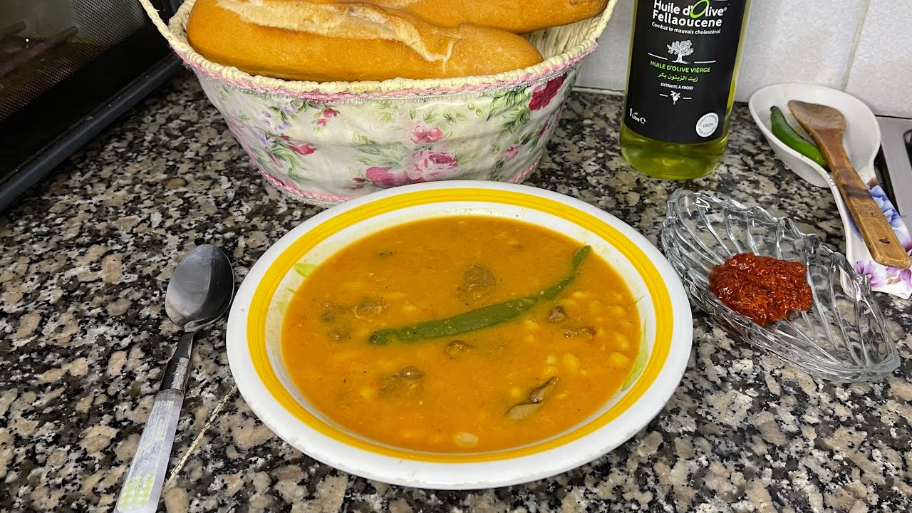 لوبيا بيضا اكسبراس بلا ما ترنخاها ليلة كاملة طيب زبدة مع كوارع البقر او الدوارة طبق شتوي بإمتياز