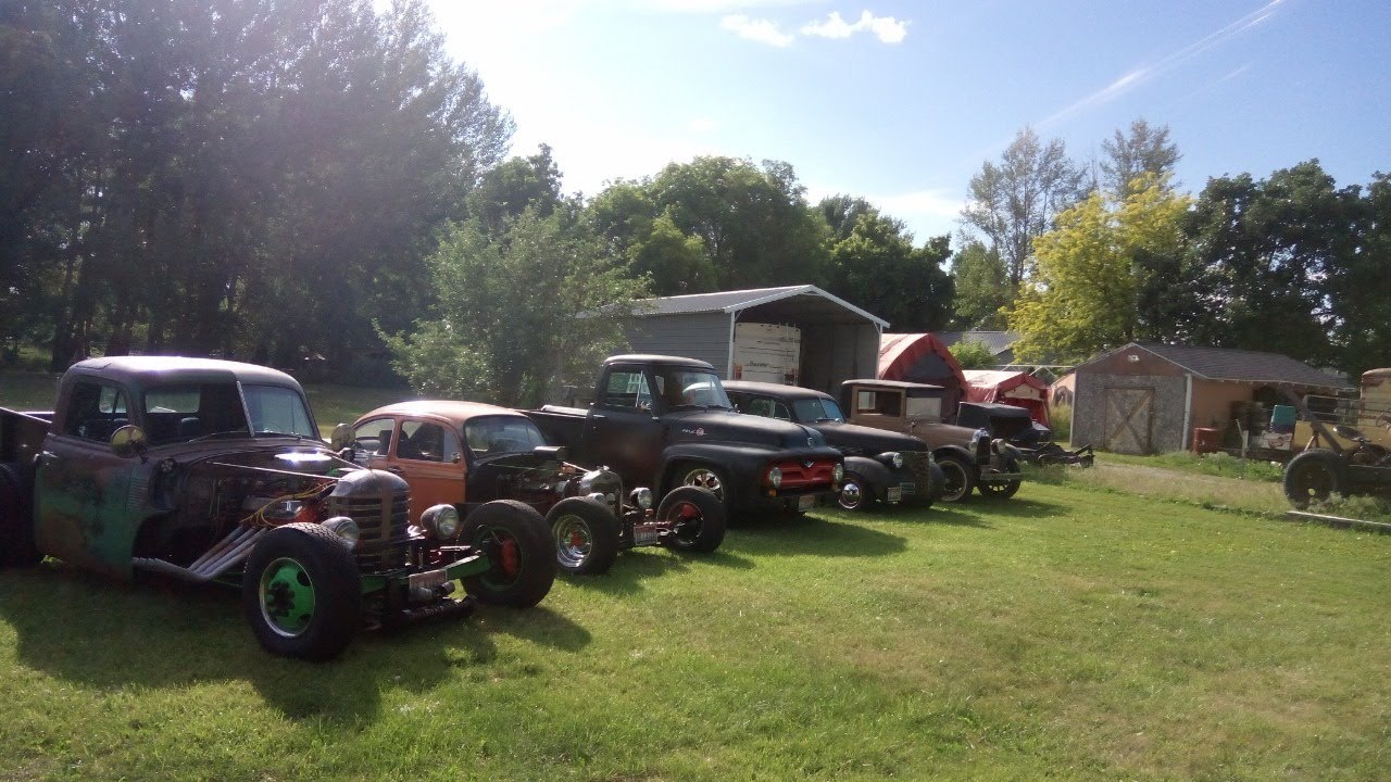 Sunday "Pick-Up" Live with BareRose Garage and Guests