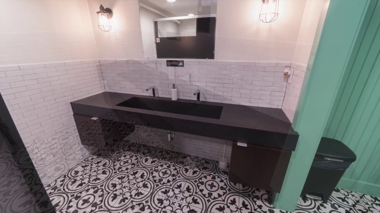 McLoones Restaurant Sinks