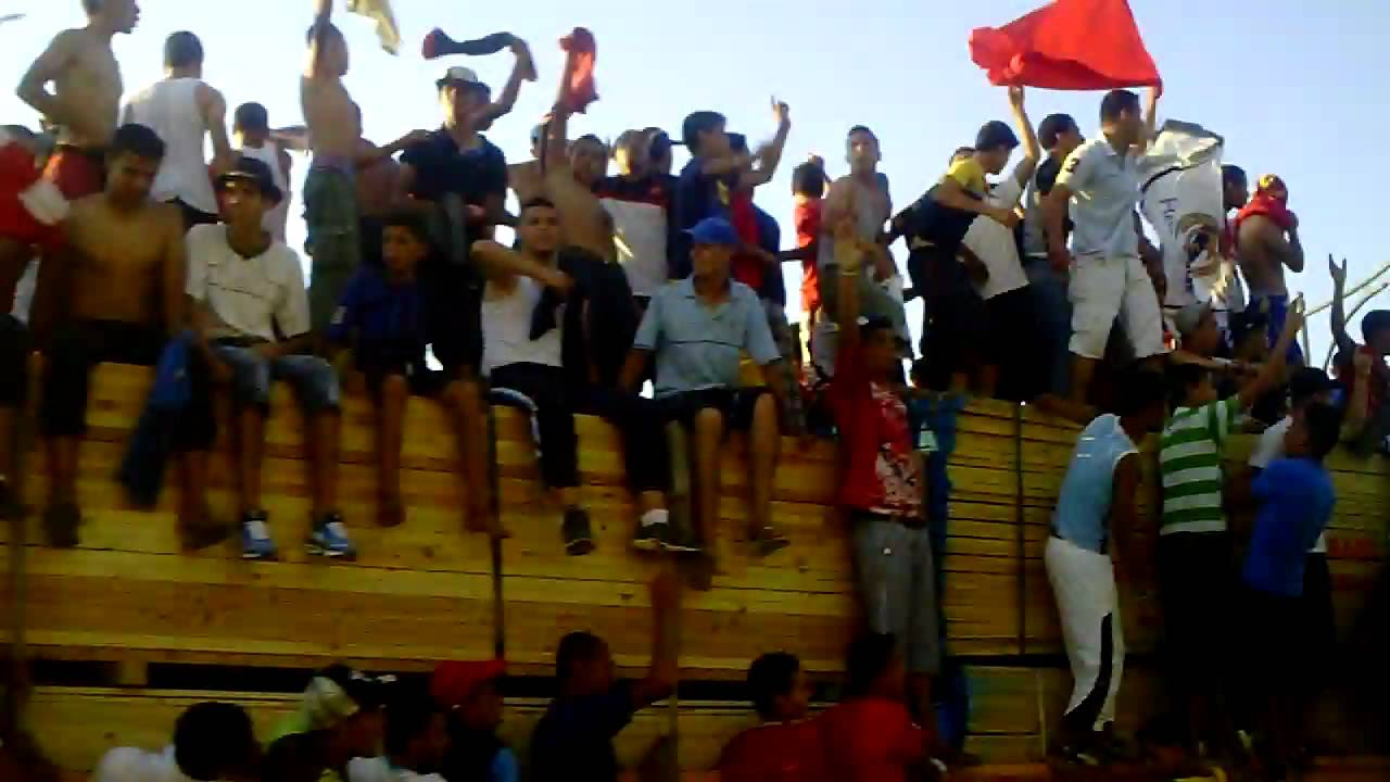 les supporters de aso chlef sont fous